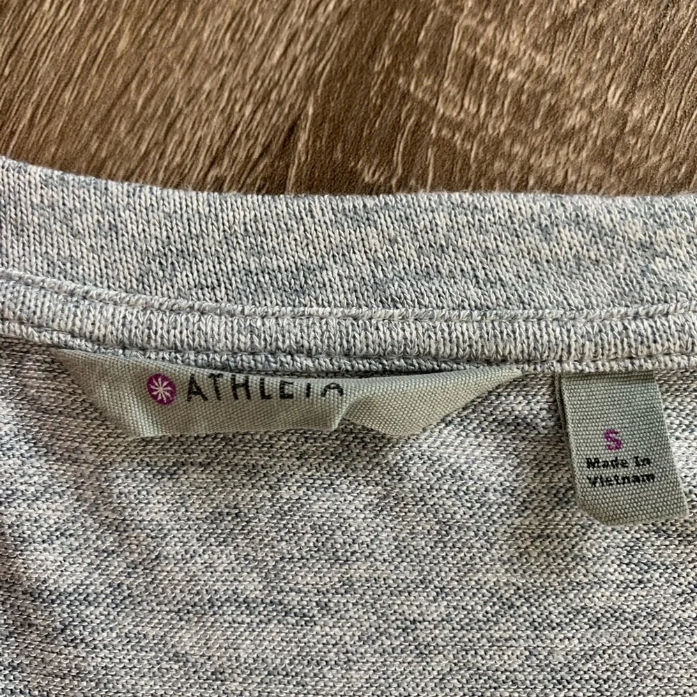 Athleta‎ Pose Tee Heathered Grey Long Sleeve Yoga Top Small 348831-06